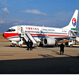 克拉玛依古海航空运输航空快运业稳步发展的原因是什么？